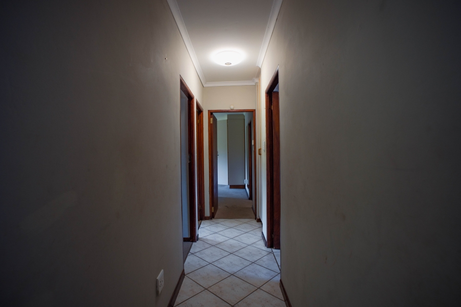 4 Bedroom Property for Sale in Heather Park Western Cape